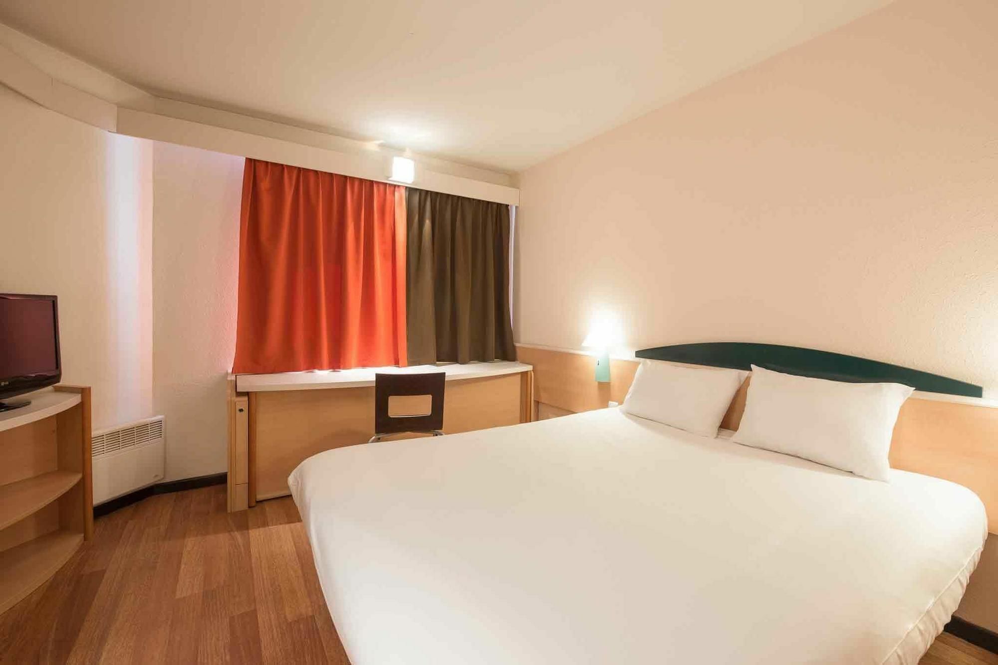 Ibis Rodez Centre Hotel Eksteriør billede